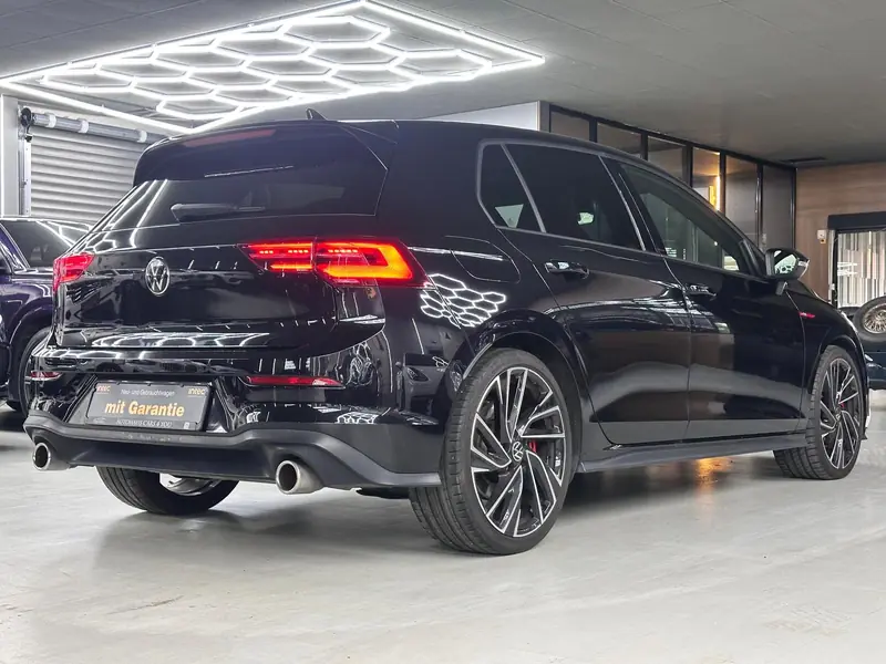 Volkswagen Golf GTI – Foto 6 von 18