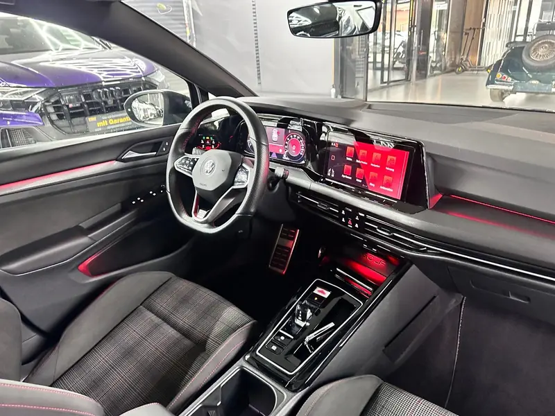 Volkswagen Golf GTI – Foto 12 von 18