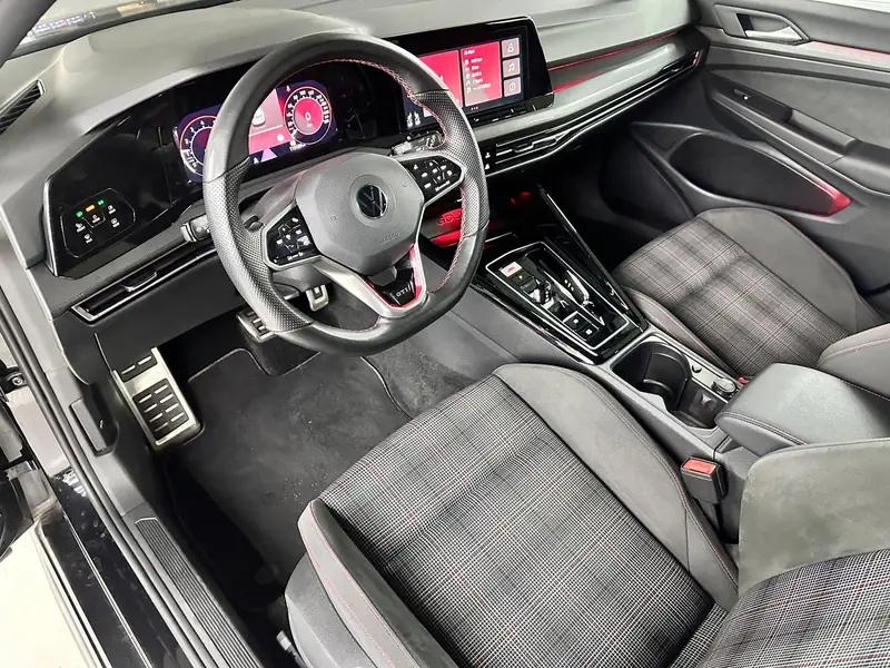 Volkswagen Golf GTI – Foto 14 von 18