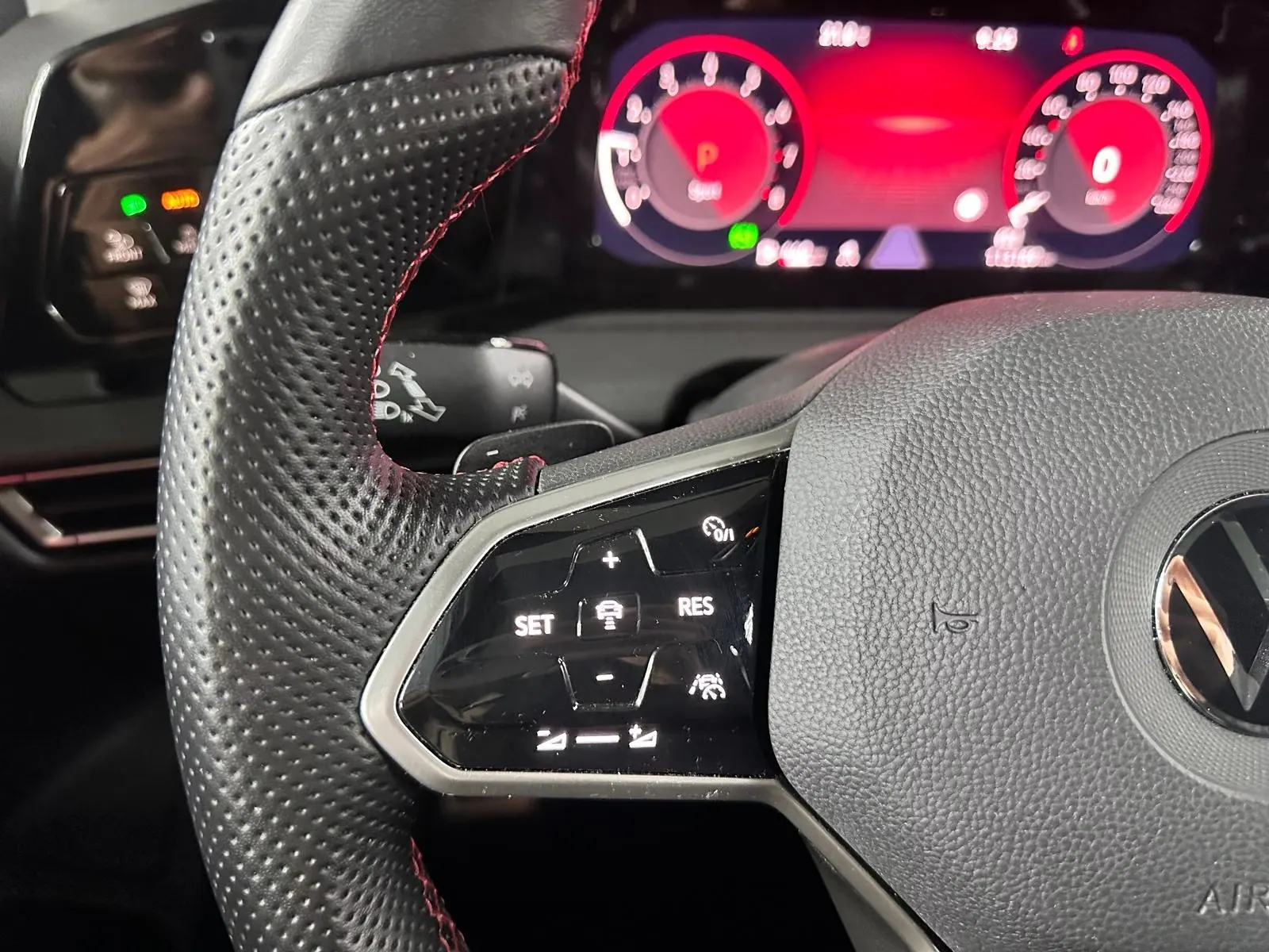 Volkswagen Golf GTI 2.0 TSI DSG de 2022 à importer d'Allemagne – Photo 16 sur 18