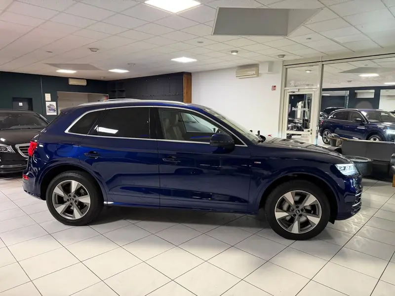 Audi Q5 55 TFSI e quattro – Foto 4 von 12