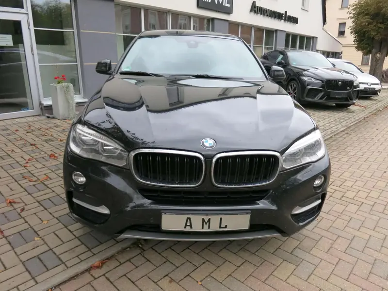 BMW X6 xDrive40d – Foto 2 von 11