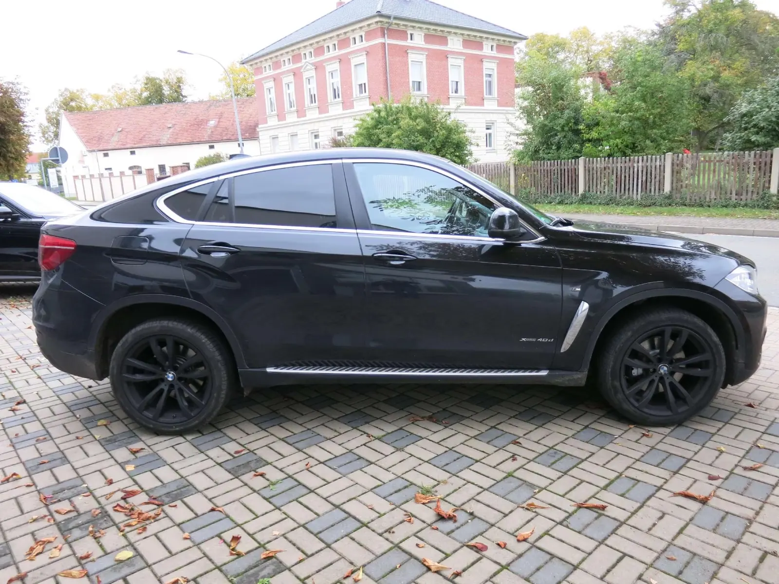 BMW X6 xDrive40d 3.0d Steptronic (2016) zum Import aus Deutschland – Foto 3 von 11