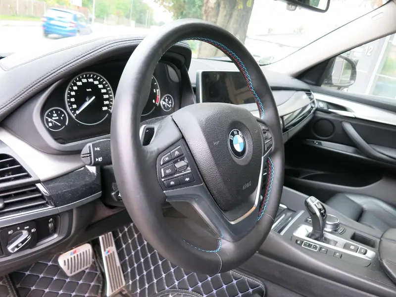 BMW X6 xDrive40d – Foto 7 von 11