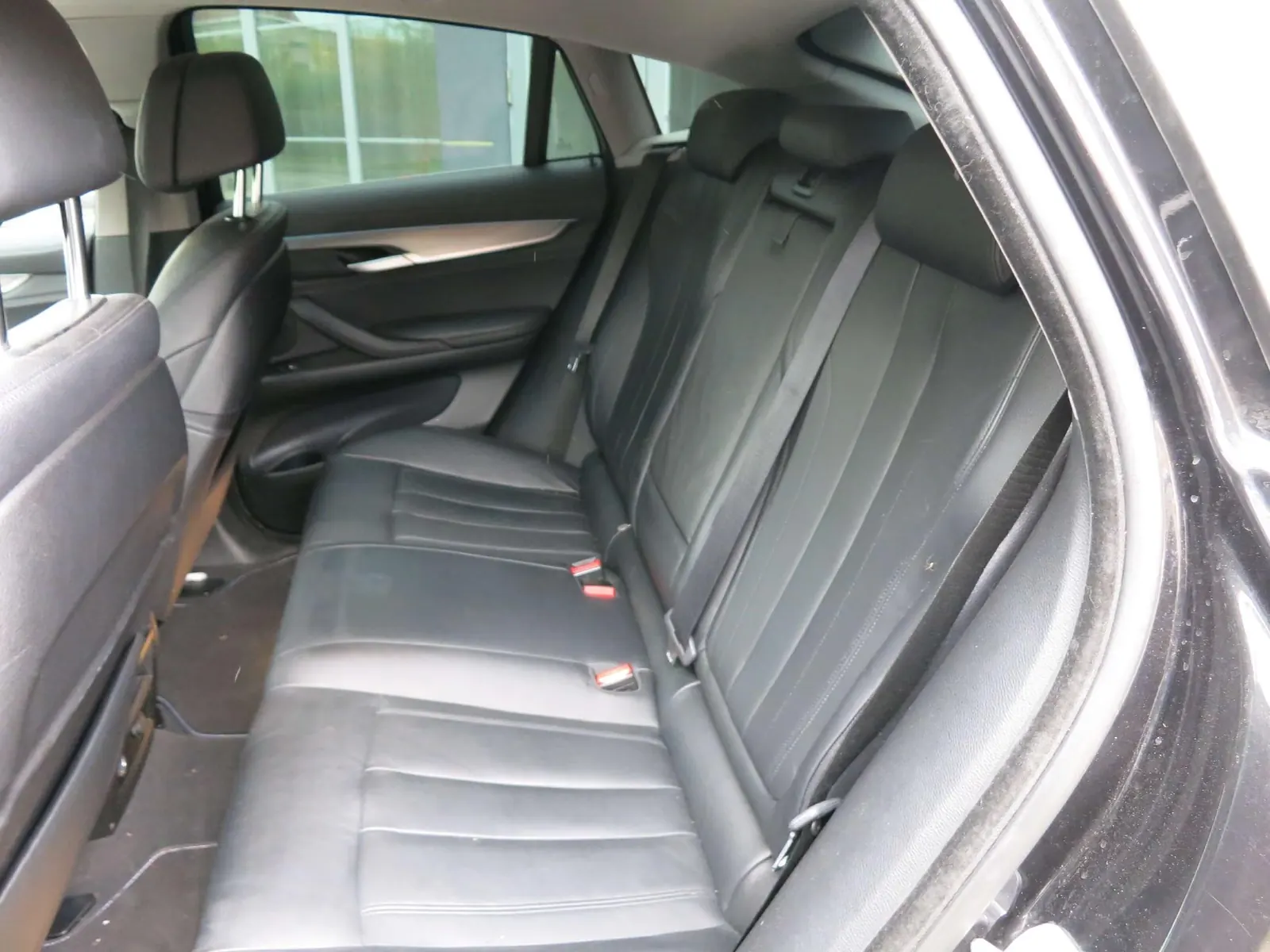 BMW X6 xDrive40d 3.0d Steptronic (2016) zum Import aus Deutschland – Foto 9 von 11
