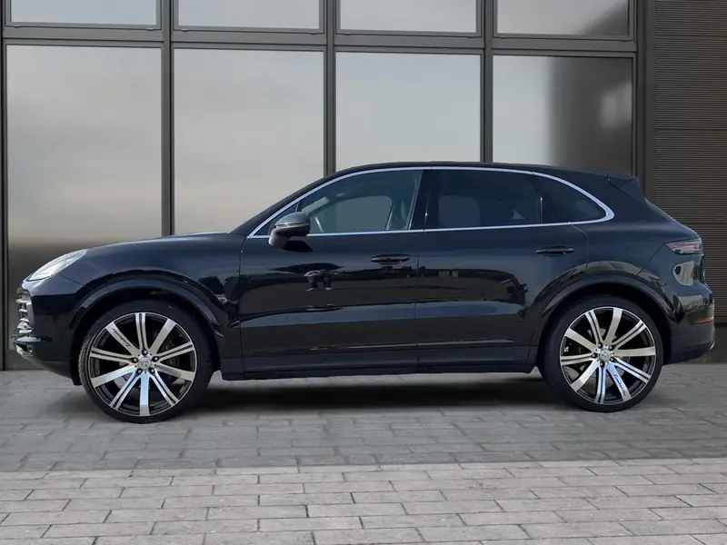 Porsche Cayenne – Foto 3 von 13