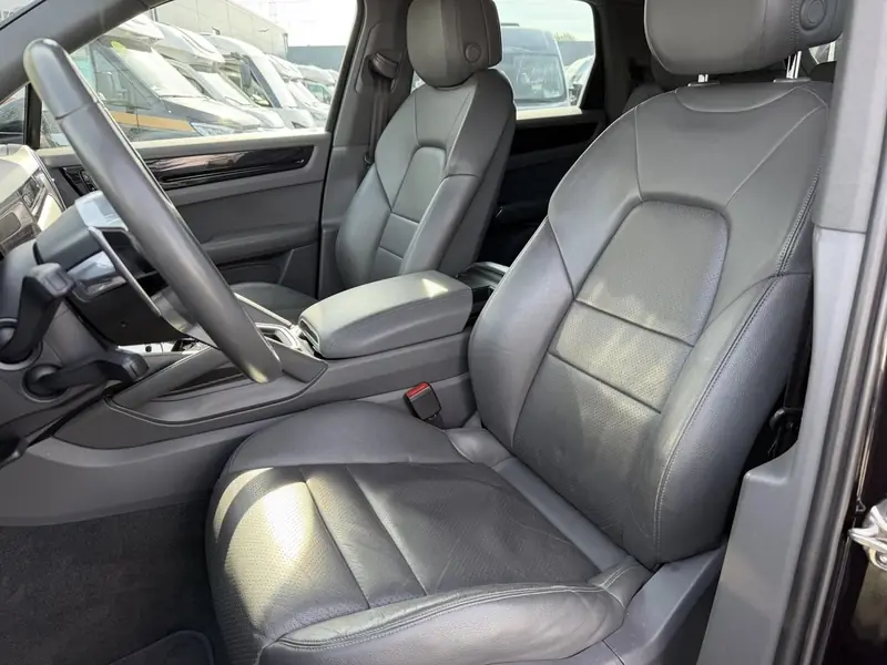 Porsche Cayenne – Foto 6 von 13