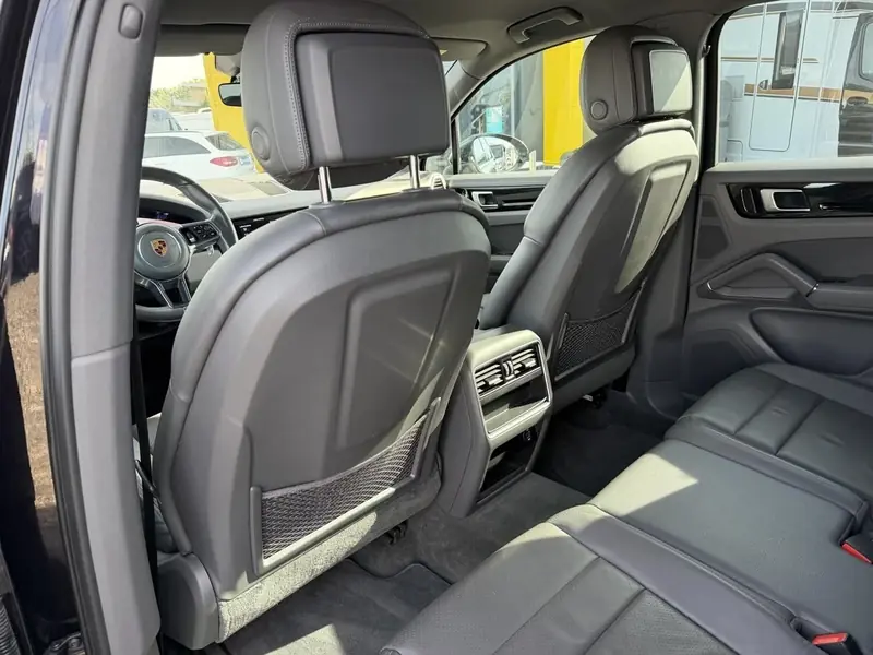 Porsche Cayenne – Foto 11 von 13