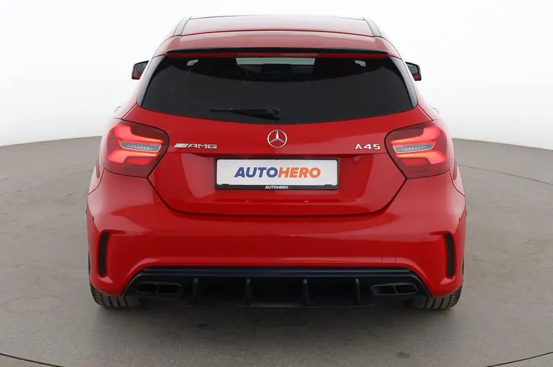 Mercedes-AMG A 45 4MATIC – Foto 7 von 13