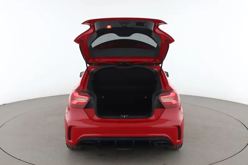 Mercedes-AMG A 45 4MATIC – Foto 8 von 13