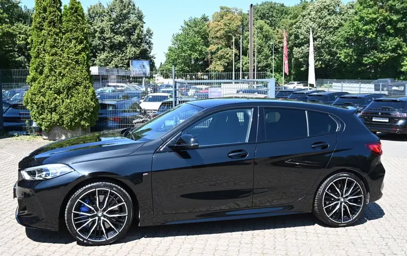 BMW M135i xDrive 2.0 Steptronic de 2020 à importer d'Allemagne – Photo 2 sur 10